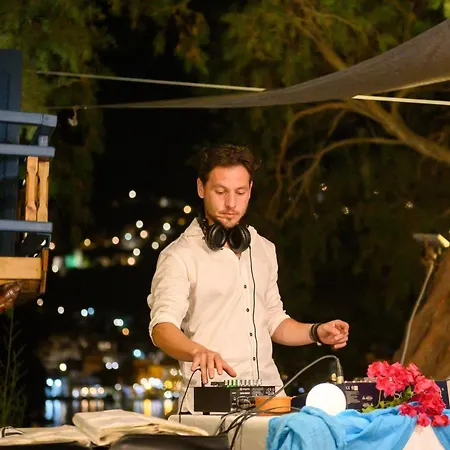 Lakki Village מלון דירות 3*