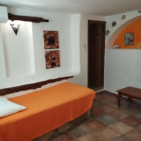 Lakki Village 3*