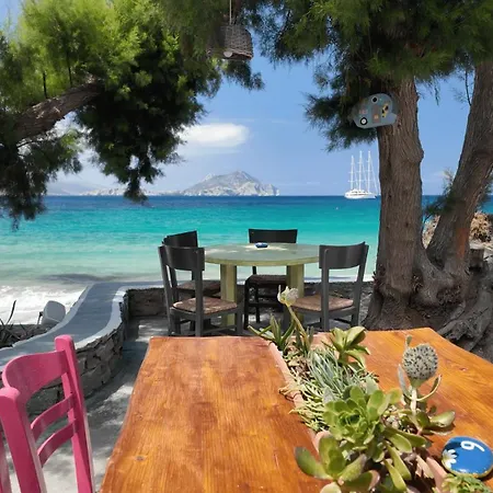 Lägenhetshotell Lakki Village 3*